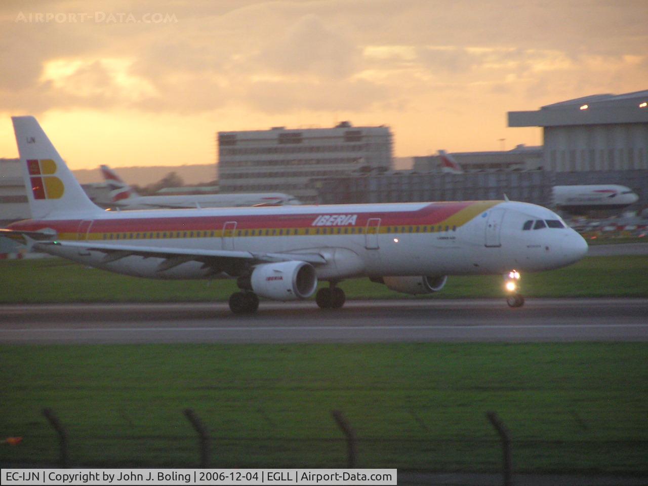 EC-IJN, 2002 Airbus A321-211 C/N 1836, Iberia A-321 on take off roll runway 27R at Heathrow