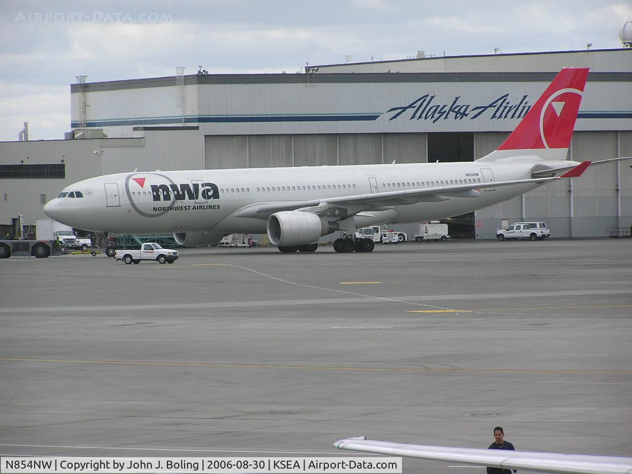 N854NW, 2004 Airbus A330-223 C/N 0620, Northwest A-330 under tow at Seatac