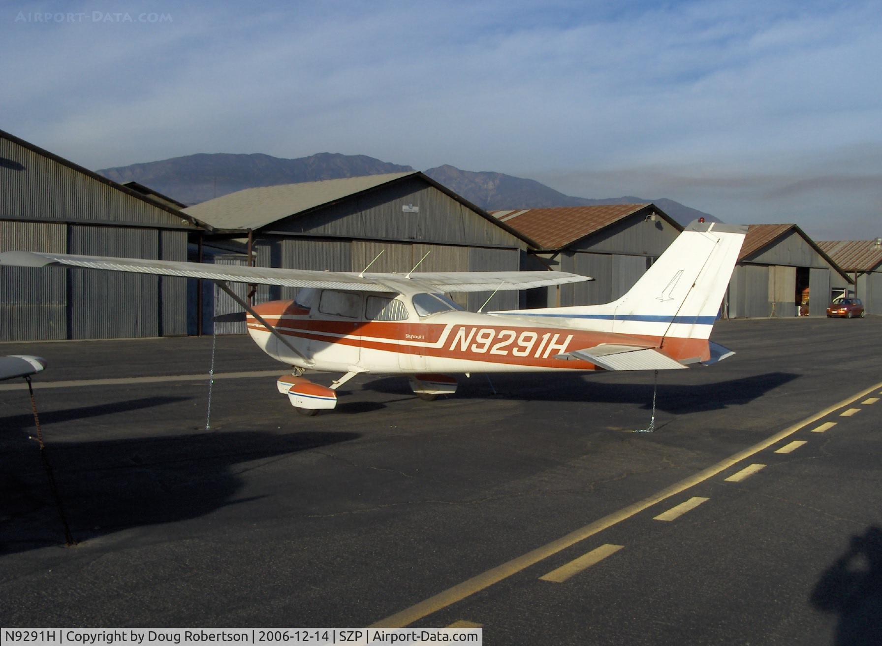 N9291H, 1975 Cessna 172M C/N 17266071, 1975 Cessna 172M SKYHAWK II, Lycoming O-320-E2D, mountain fire smoke in distance