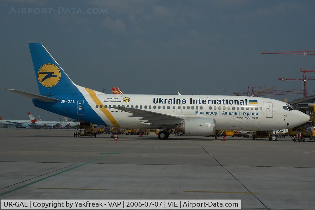 UR-GAL, 1988 Boeing 737-341 C/N 24275, Ukraine International Boeing 737-300