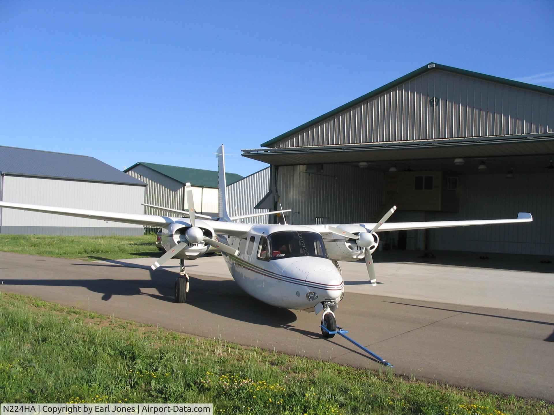 N224HA, 1957 Aero Commander 560-E C/N 567, Preflight