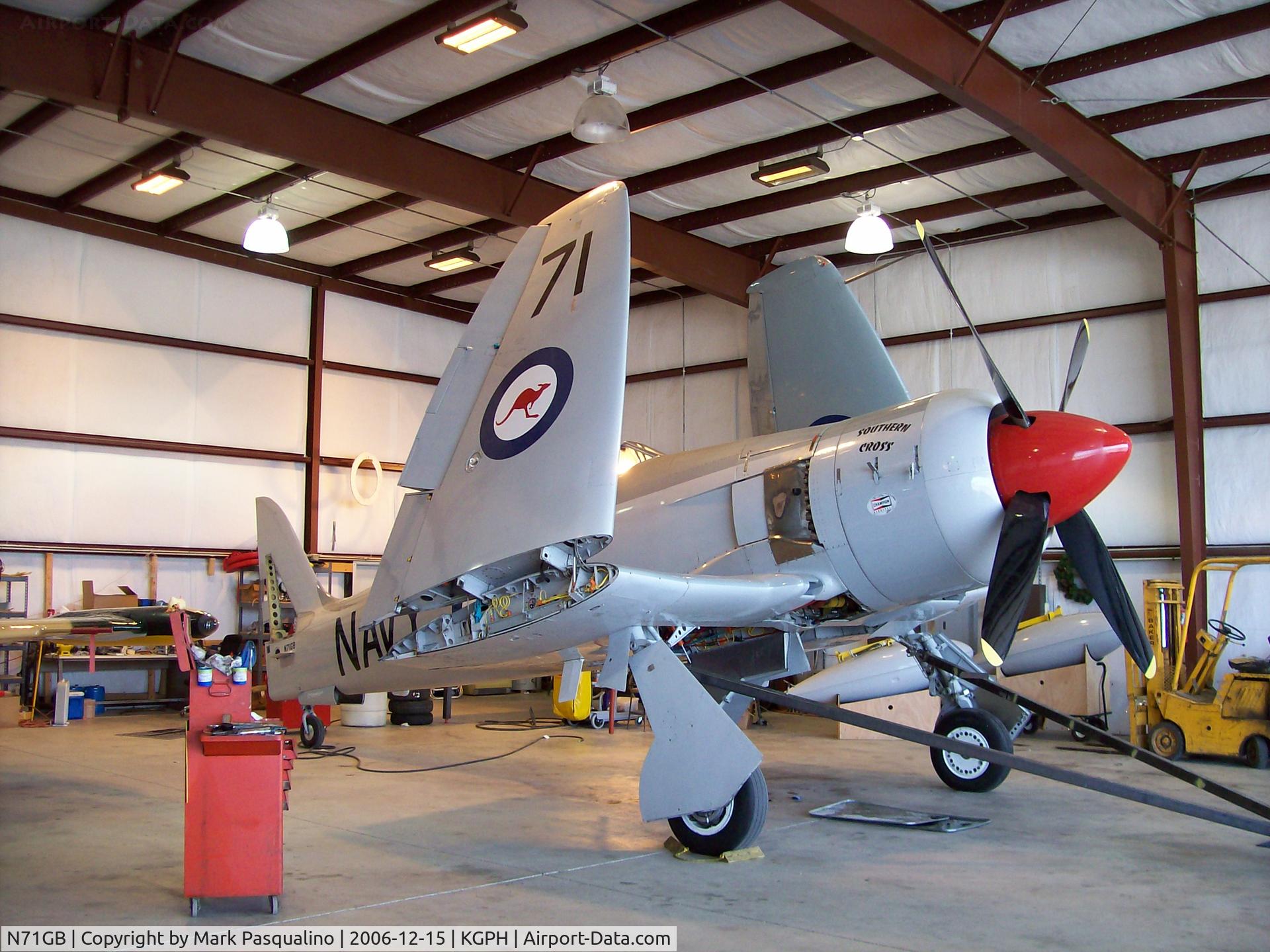 N71GB, 1949 Hawker Sea Fury T.20 C/N 37525, Sea Fury TMK20