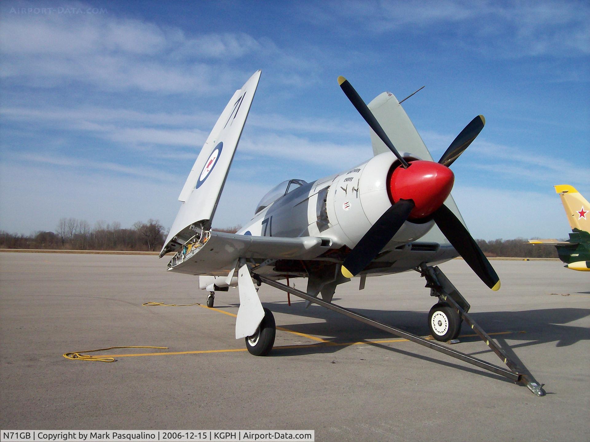 N71GB, 1949 Hawker Sea Fury T.20 C/N 37525, Sea Fury TMK20