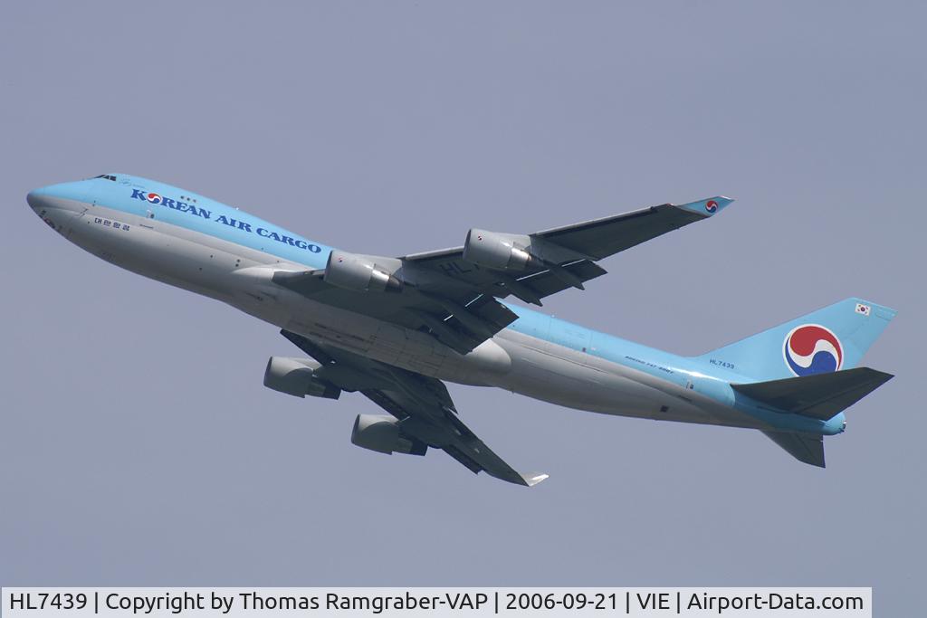 HL7439, 2003 Boeing 747-4B5F/SCD C/N 33516, Korean Air Cargo B747-400F