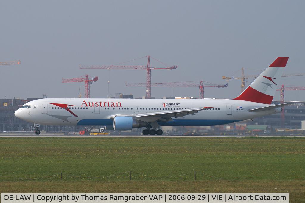 OE-LAW, 1992 Boeing 767-3Z9/ER C/N 26417, Austrian (Lauda) B767-300ER