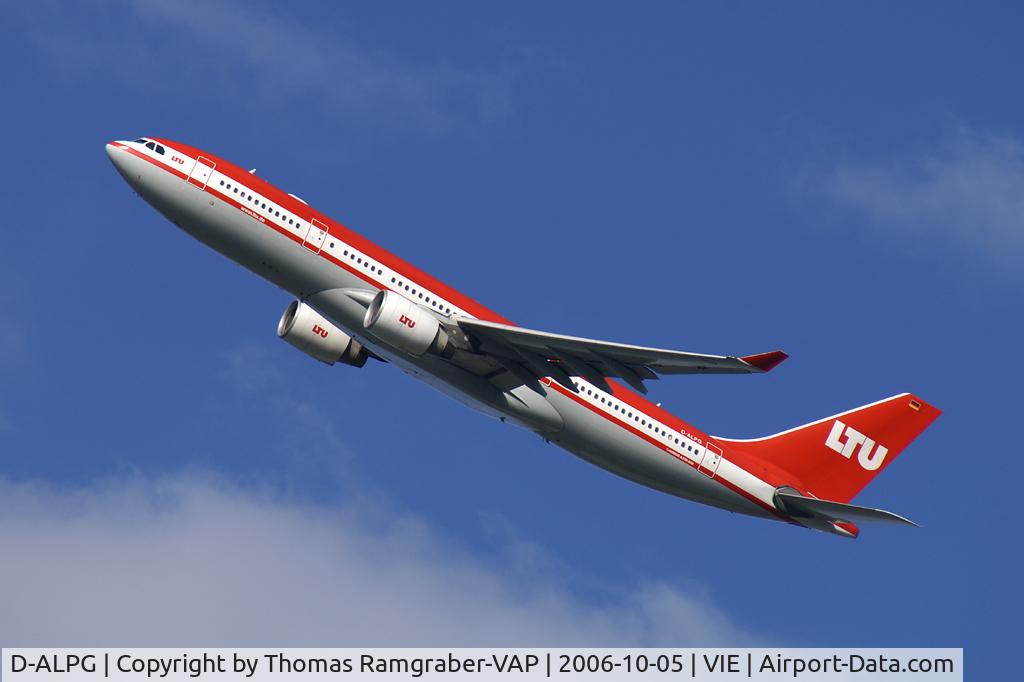 D-ALPG, 2002 Airbus A330-223 C/N 493, LTU A330-200