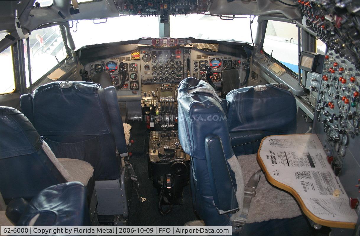 62-6000, 1962 Boeing VC-137C (707-353B) C/N 18461, Former Air Force One Cockpit VC-137C