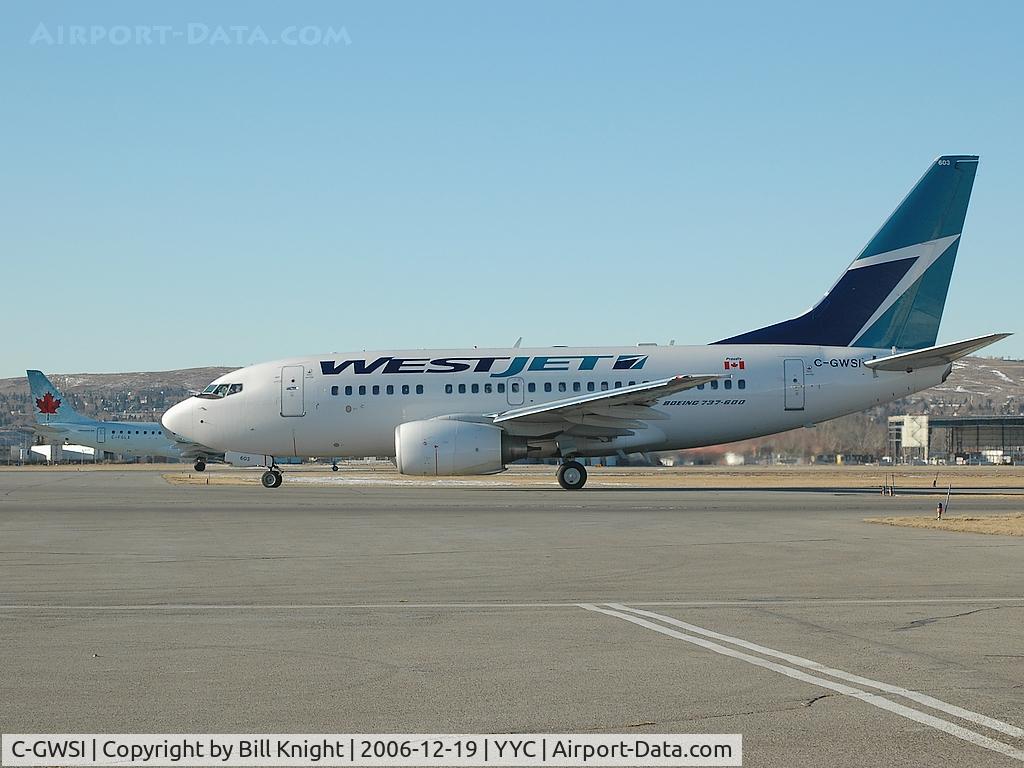 C-GWSI, 2005 Boeing 737-6CT C/N 34286, Heading for 34