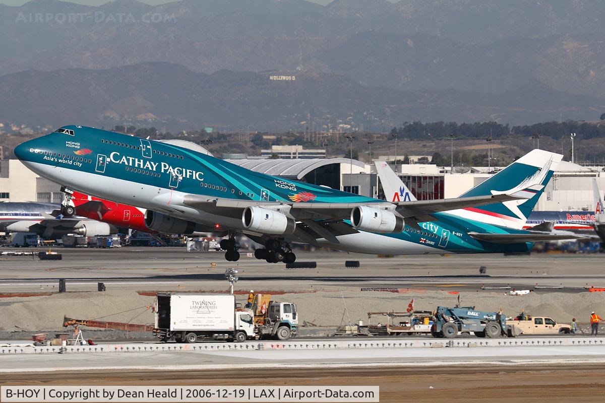 B-HOY, 1991 Boeing 747-467 C/N 25351, Cathay Pacific B-HOY (FLT CPA885) departing RWY 25R on a clear December day enroute to Hong Kong Int'l (VHHH).