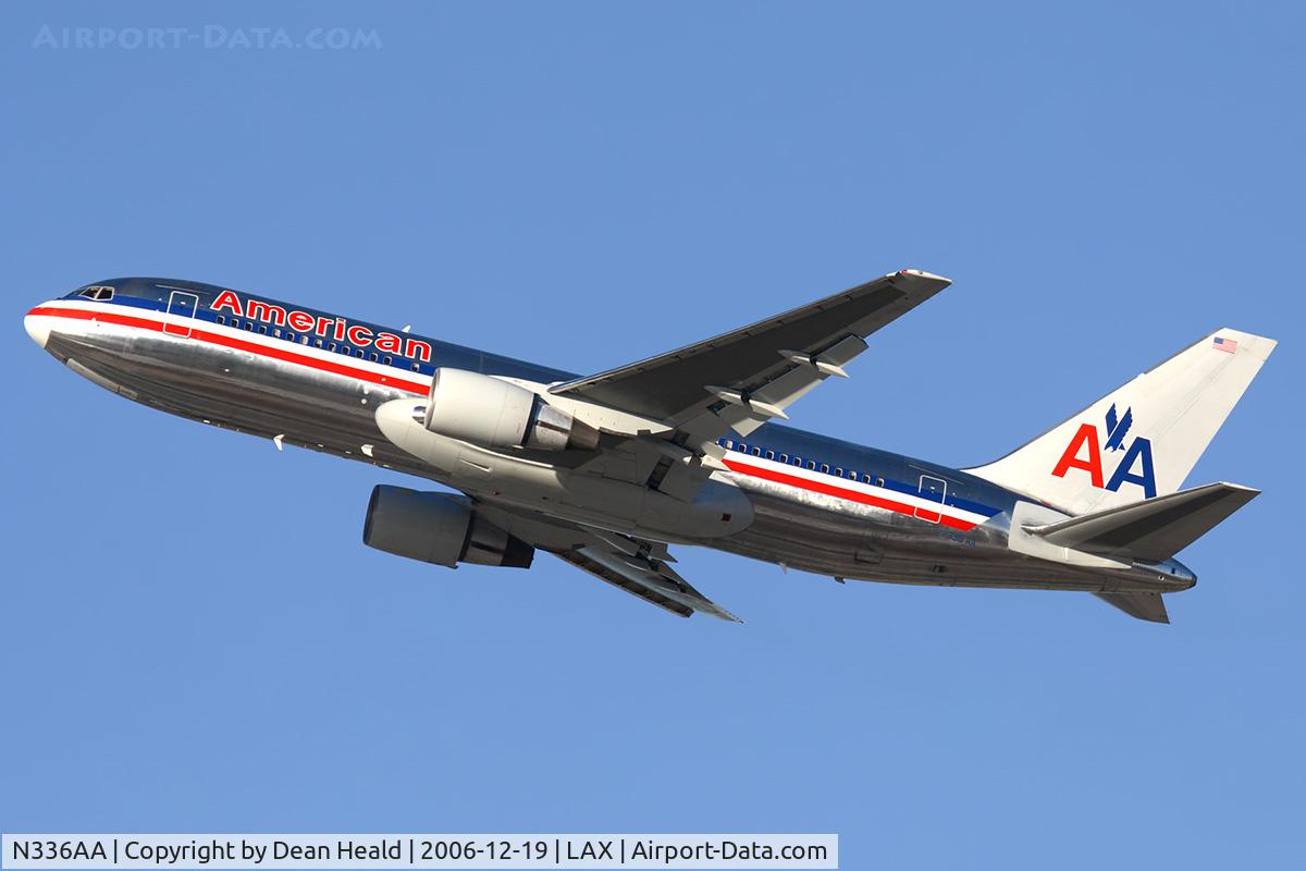 N336AA, 1987 Boeing 767-223 C/N 22334, American Airlines N336AA (FLT AAL242) climbing out from RWY 25R enroute to John F Kennedy Int'l (KJFK).