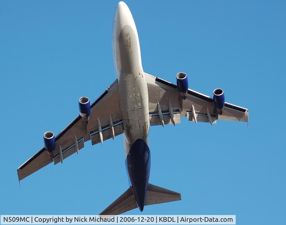 N509MC, 1976 Boeing 747-230B C/N 21221, Nothing like 747s at BDL