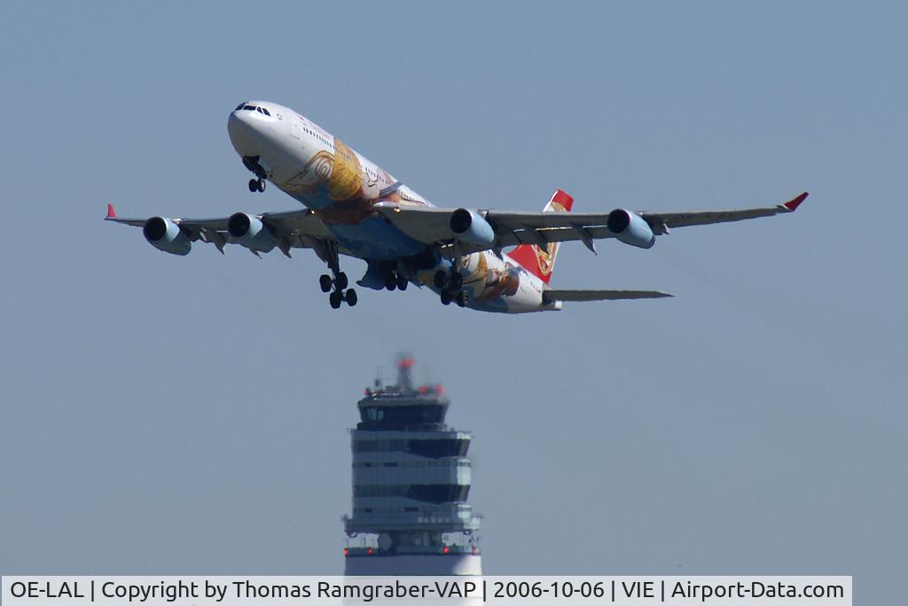 OE-LAL, 1999 Airbus A340-313 C/N 263, Austrian A340-300 (Philharmoniker colors)