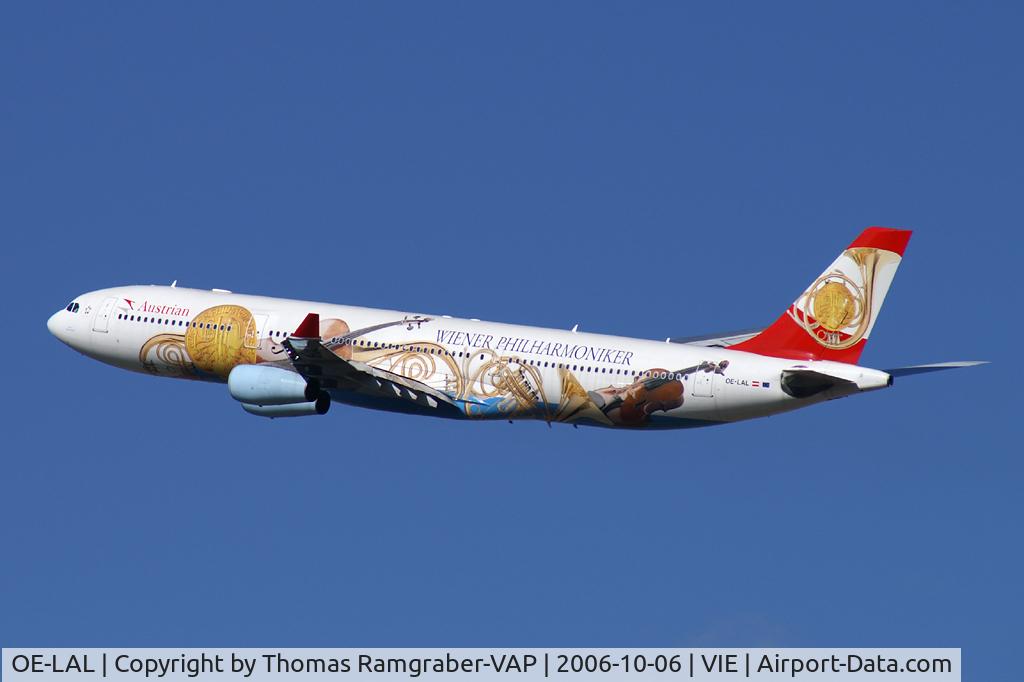 OE-LAL, 1999 Airbus A340-313 C/N 263, Austrian A340-300 (Philharmoniker colors)