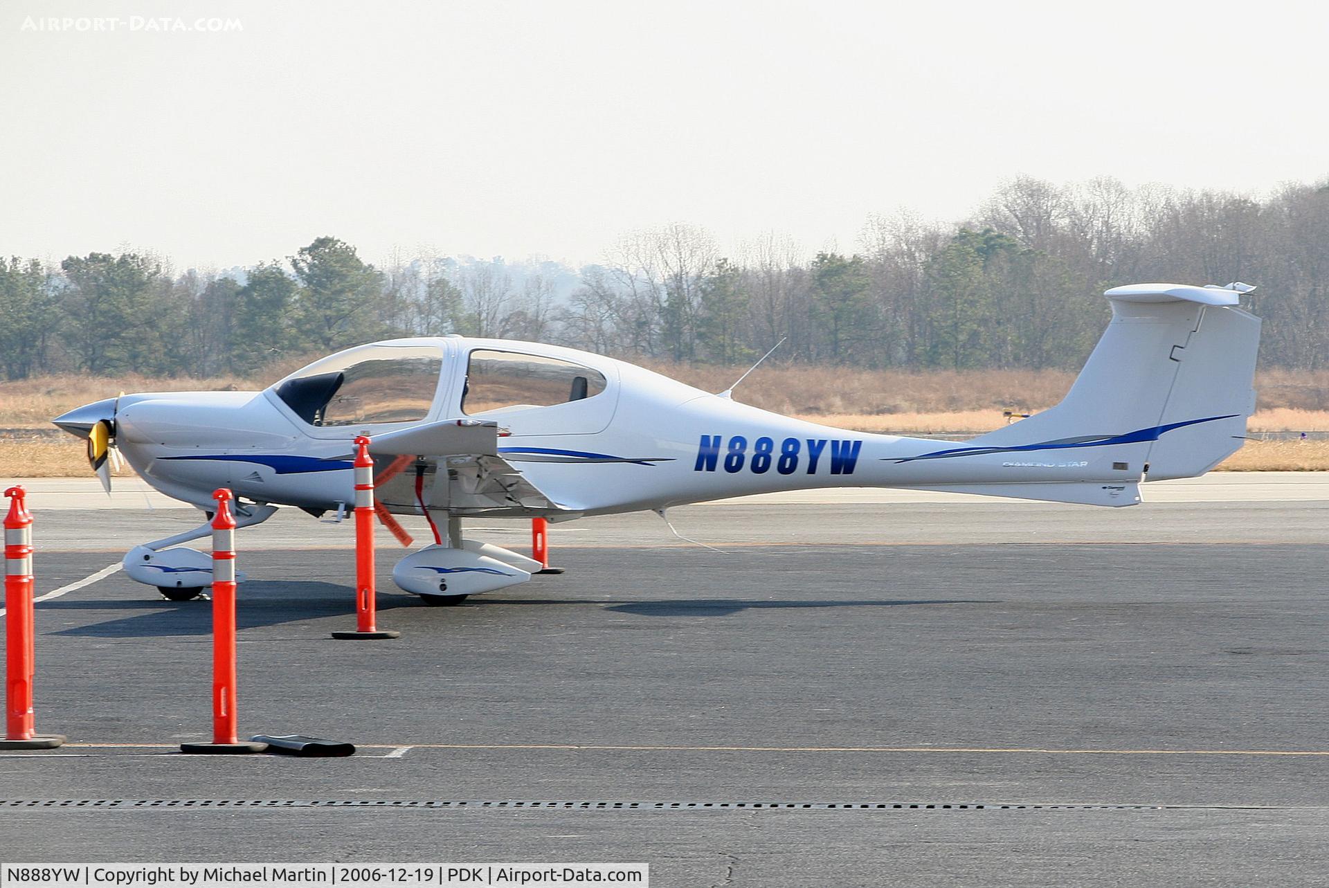 N888YW, 2006 Diamond DA-40 Diamond Star C/N 40.689, Tied down @ Mercury Air Center