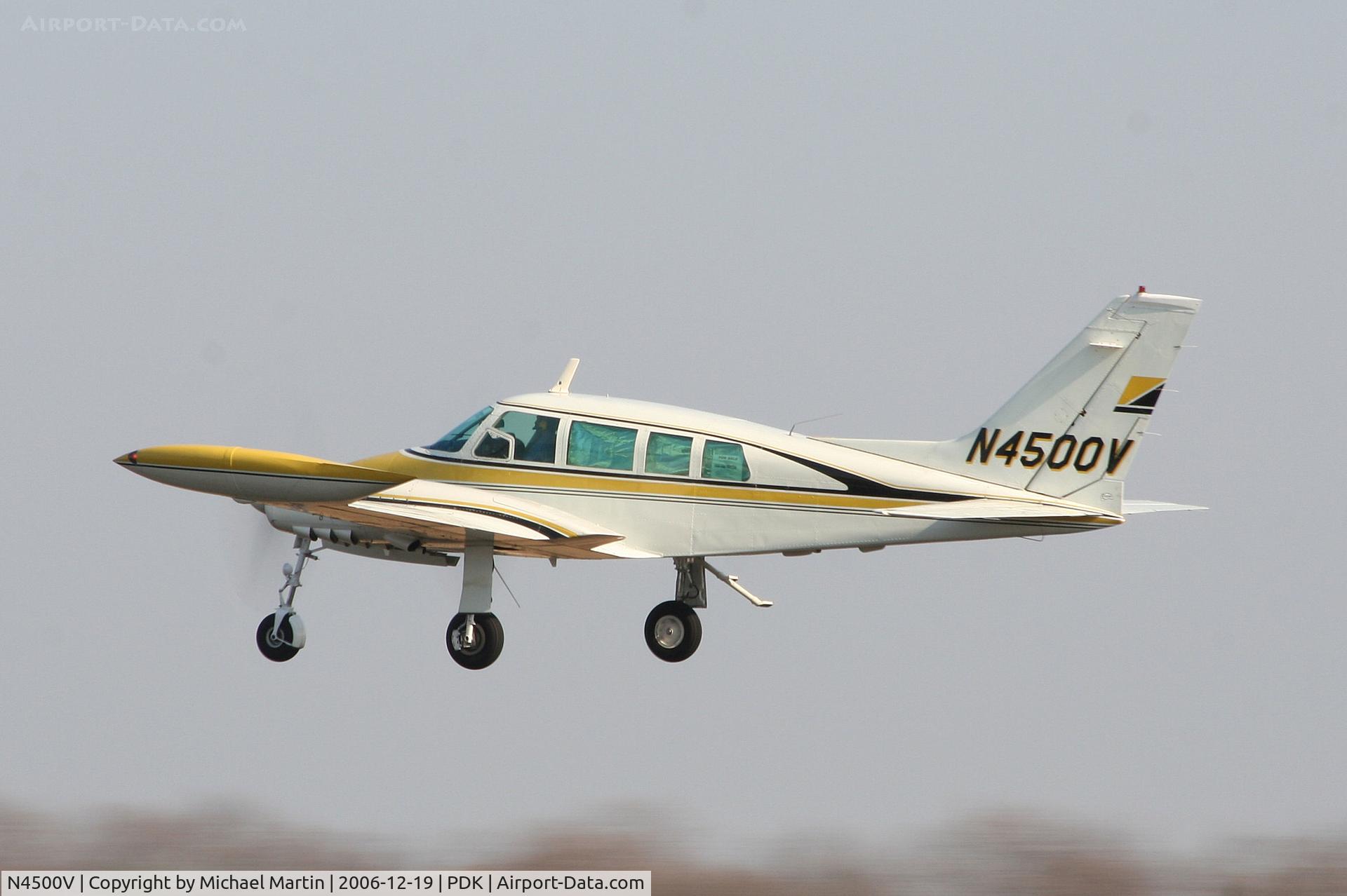 N4500V, 1964 Cessna 320B Skyknight C/N 320B0053, Departing PDK enroute to EQY