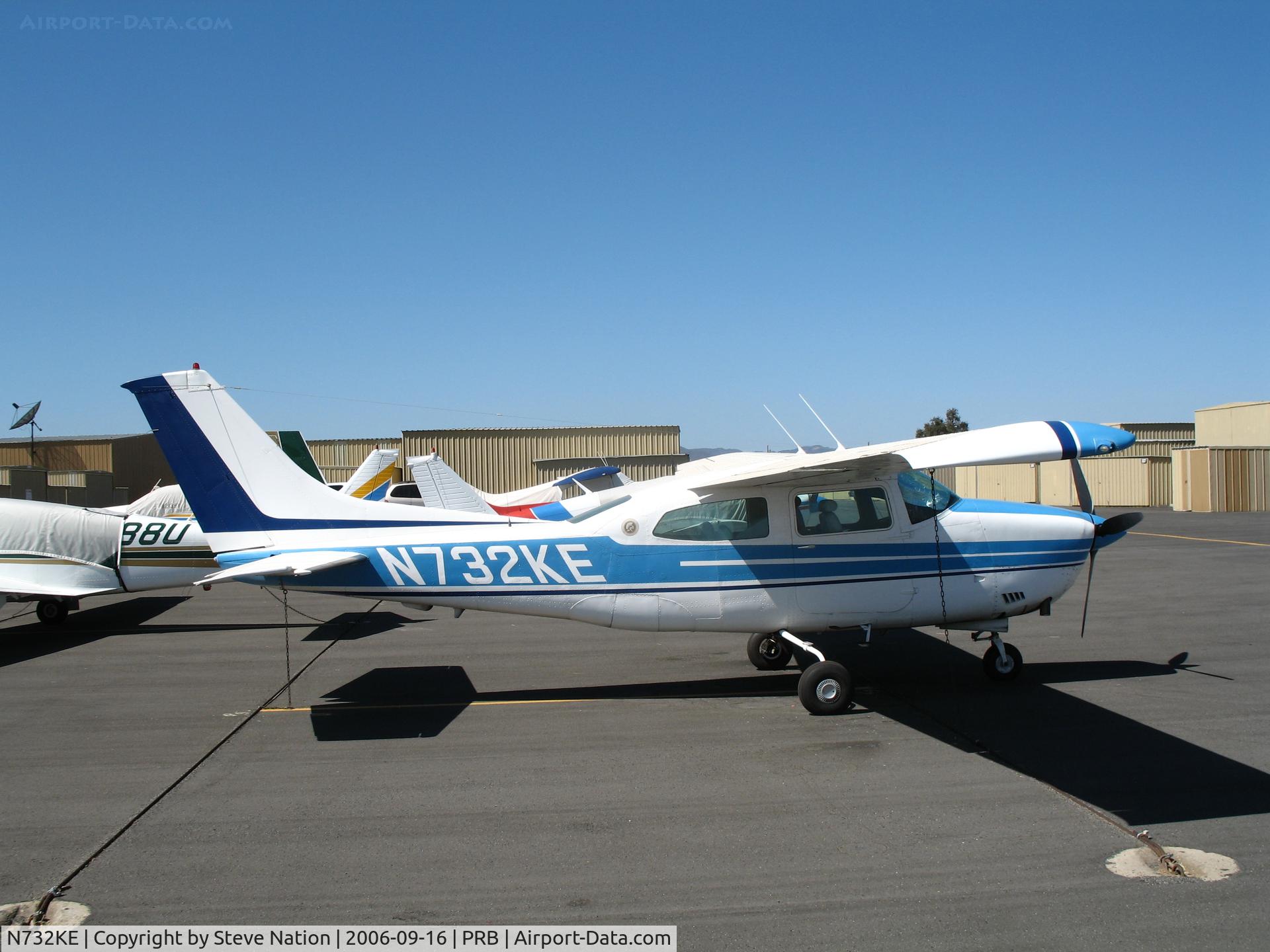 N732KE, Cessna T210L Turbo Centurion C/N 21061566,  Cessna 1976 T210L visiting from Turlock @ Paso Robles, CA