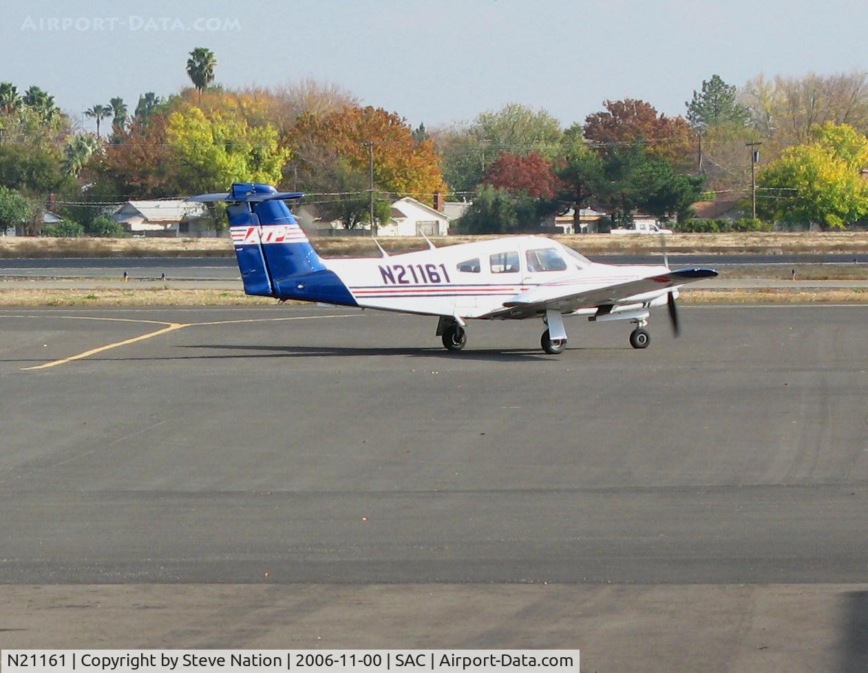 N21161, 1978 Piper PA-44-180 Seminole C/N 44-7995041, ATP/Airline Transport Professionals 1978 Piper PA-44-180 @ Sacramento Executive  Airport, CA