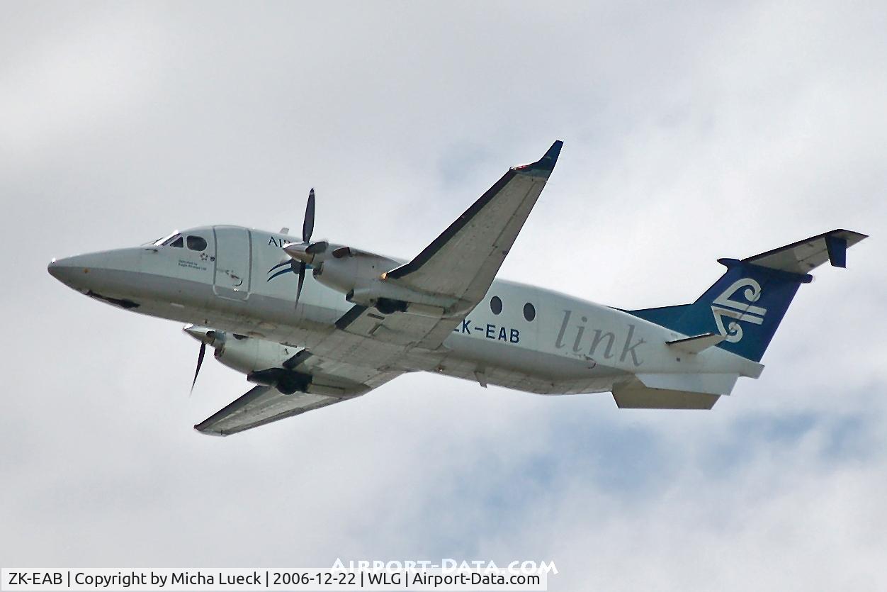ZK-EAB, 2001 Raytheon 1900D C/N UE-425, Climbing out of Wellington