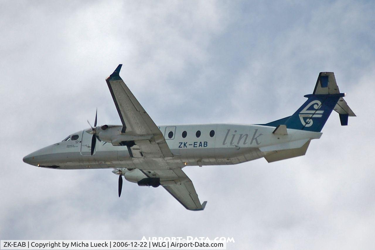 ZK-EAB, 2001 Raytheon 1900D C/N UE-425, Climbing out of Wellington