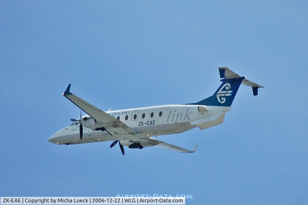 ZK-EAE, 2001 Beech 1900D C/N UE-428, Climbing out of Wellington