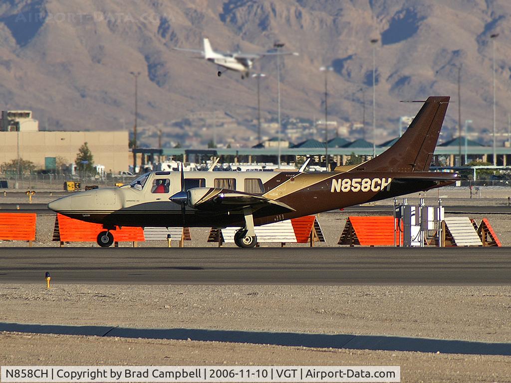 N858CH, 1982 Piper PA-60-602P Aerostar C/N 60-8265006, Carroll Shelby Licensing Inc. - Los Angeles, California / 1982 Piper PA-60-602P