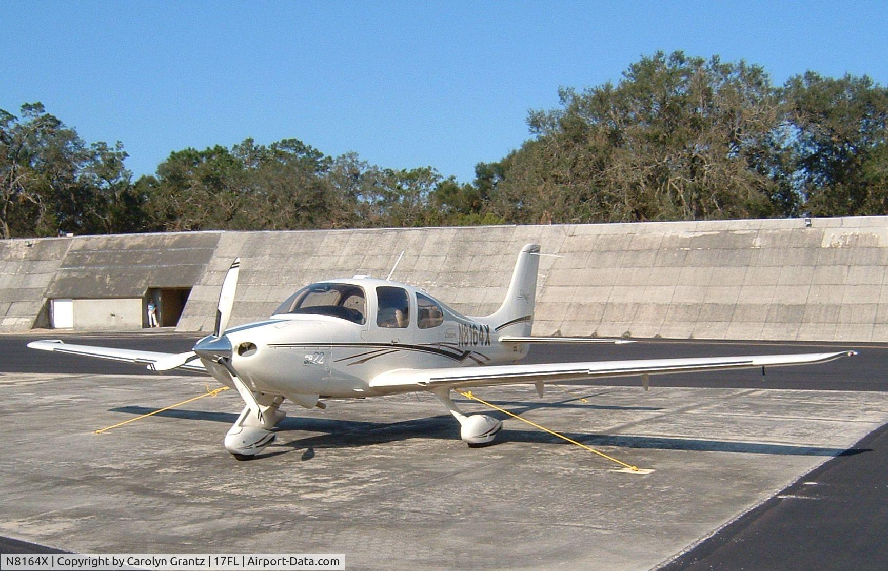 N8164X, Cirrus SR22 C/N 0733, Parked at 17FL