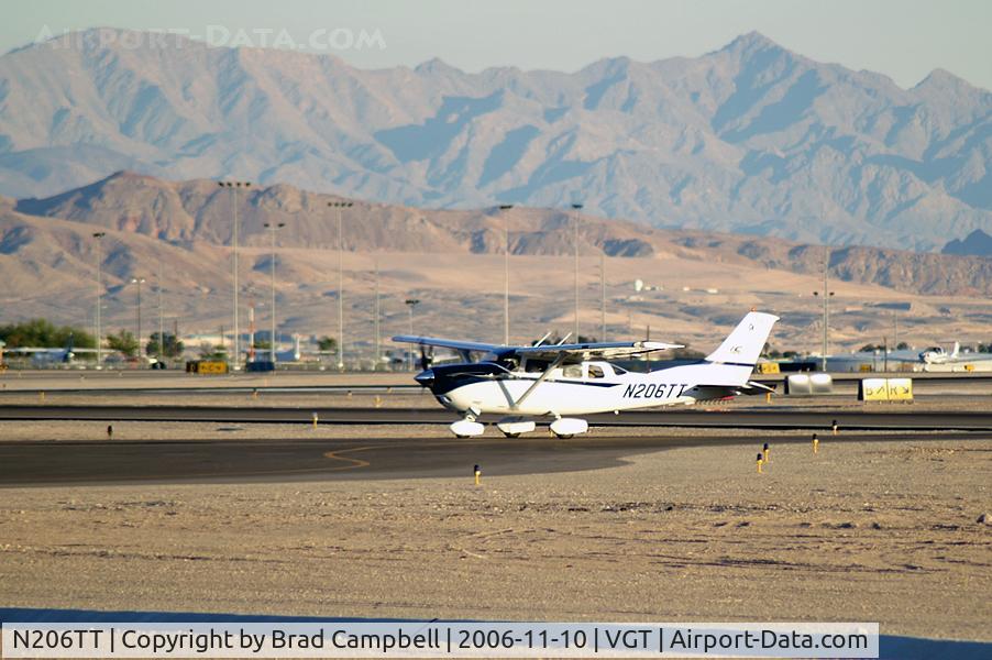 N206TT, 2004 Cessna T206H Turbo Stationair C/N T20608506, Melange - Las Vegas, Nevada / 2004 Cessna T206H