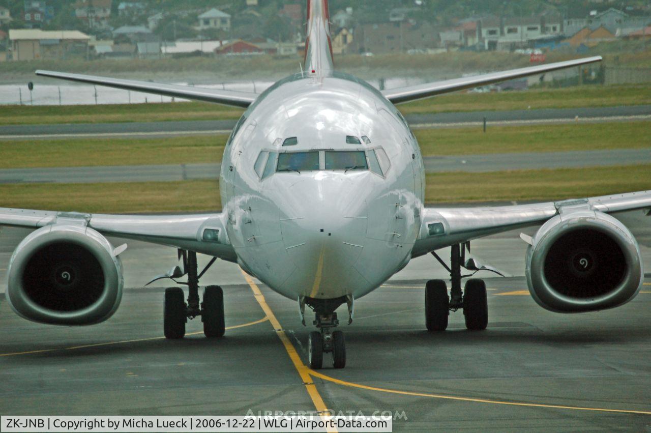 ZK-JNB, 1987 Boeing 737-376 C/N 23491, Close-up