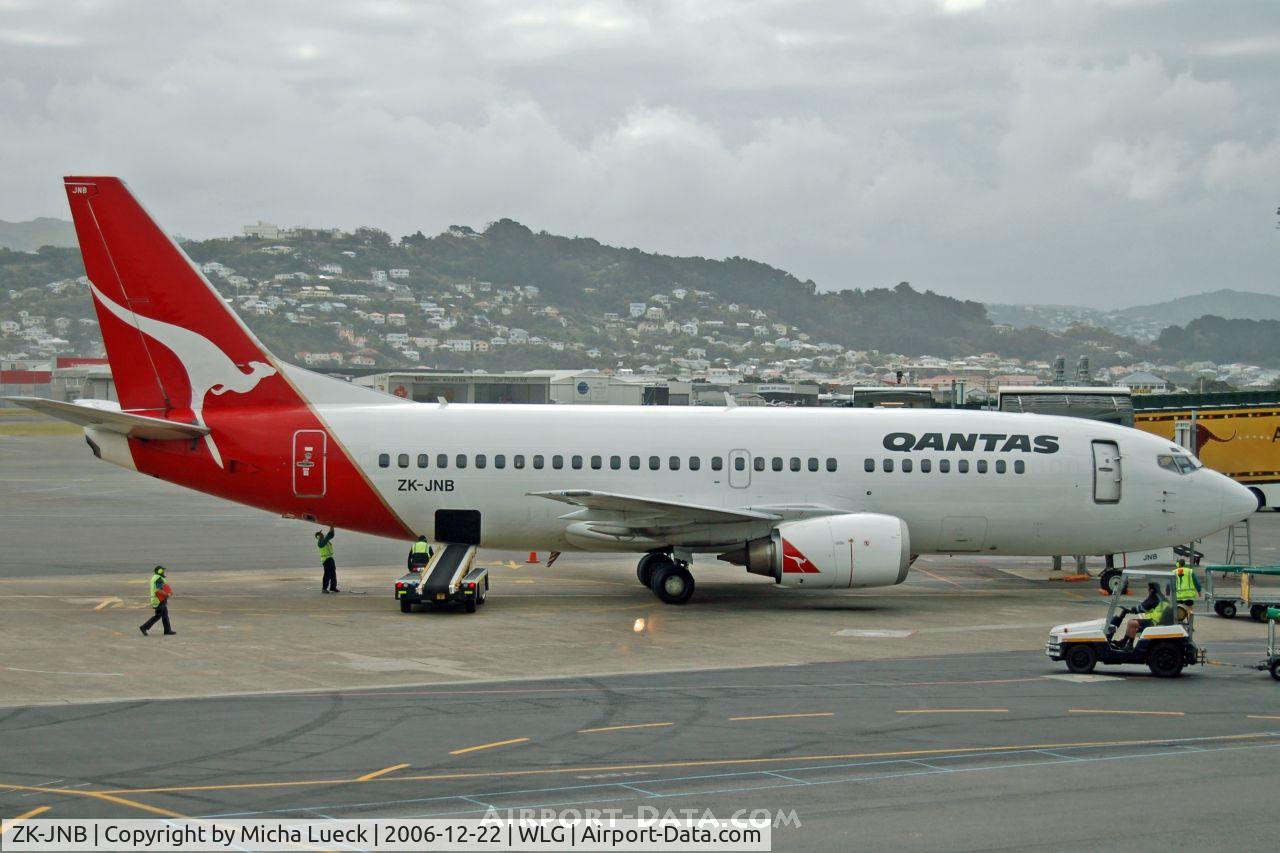 ZK-JNB, 1987 Boeing 737-376 C/N 23491, Getting ready for the next domestic leg to Auckland