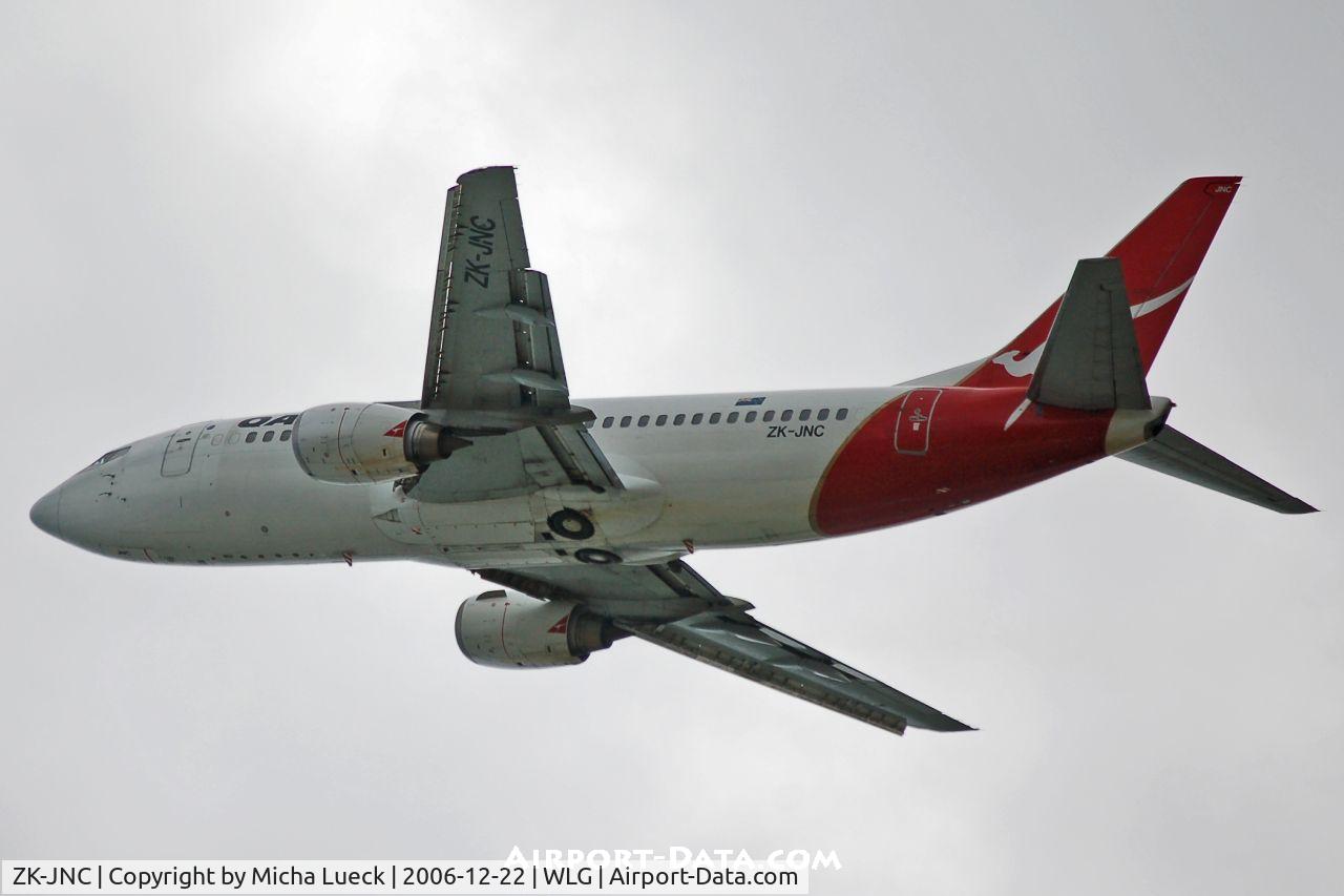 ZK-JNC, Boeing 737-376 C/N 24296, bye-bye Wellington