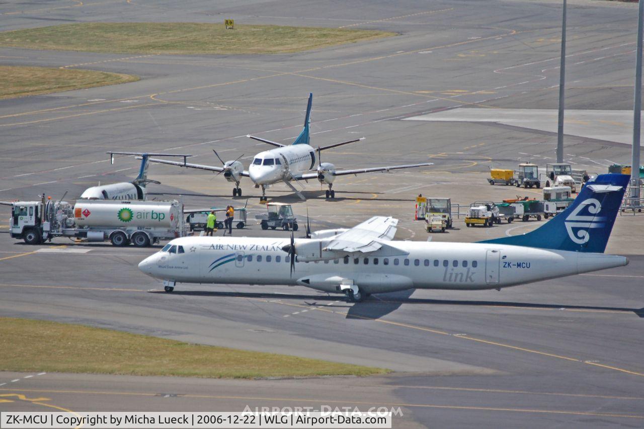 ZK-MCU, 2000 ATR 72-212A C/N 632, Taxiing to the runway