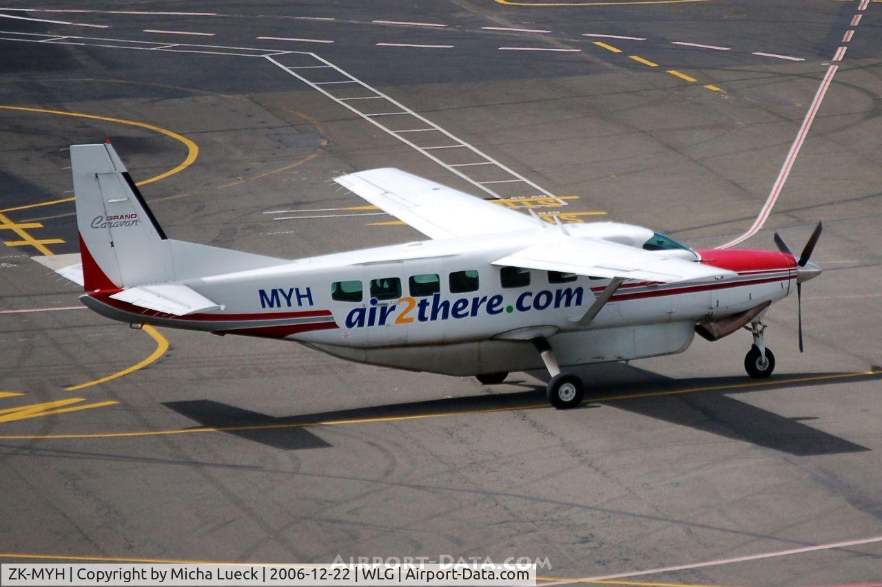 ZK-MYH, 1997 Cessna 208B Grand Caravan C/N 208B0604, Taxiing to the gate