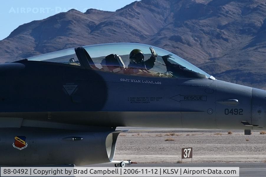 88-0492, 1988 General Dynamics F-16C Fighting Falcon C/N 1C-94, Lockheed Martin / USAF / F-16C Fighting Falcon (cn 1C-94) / Aviation Nation 2006