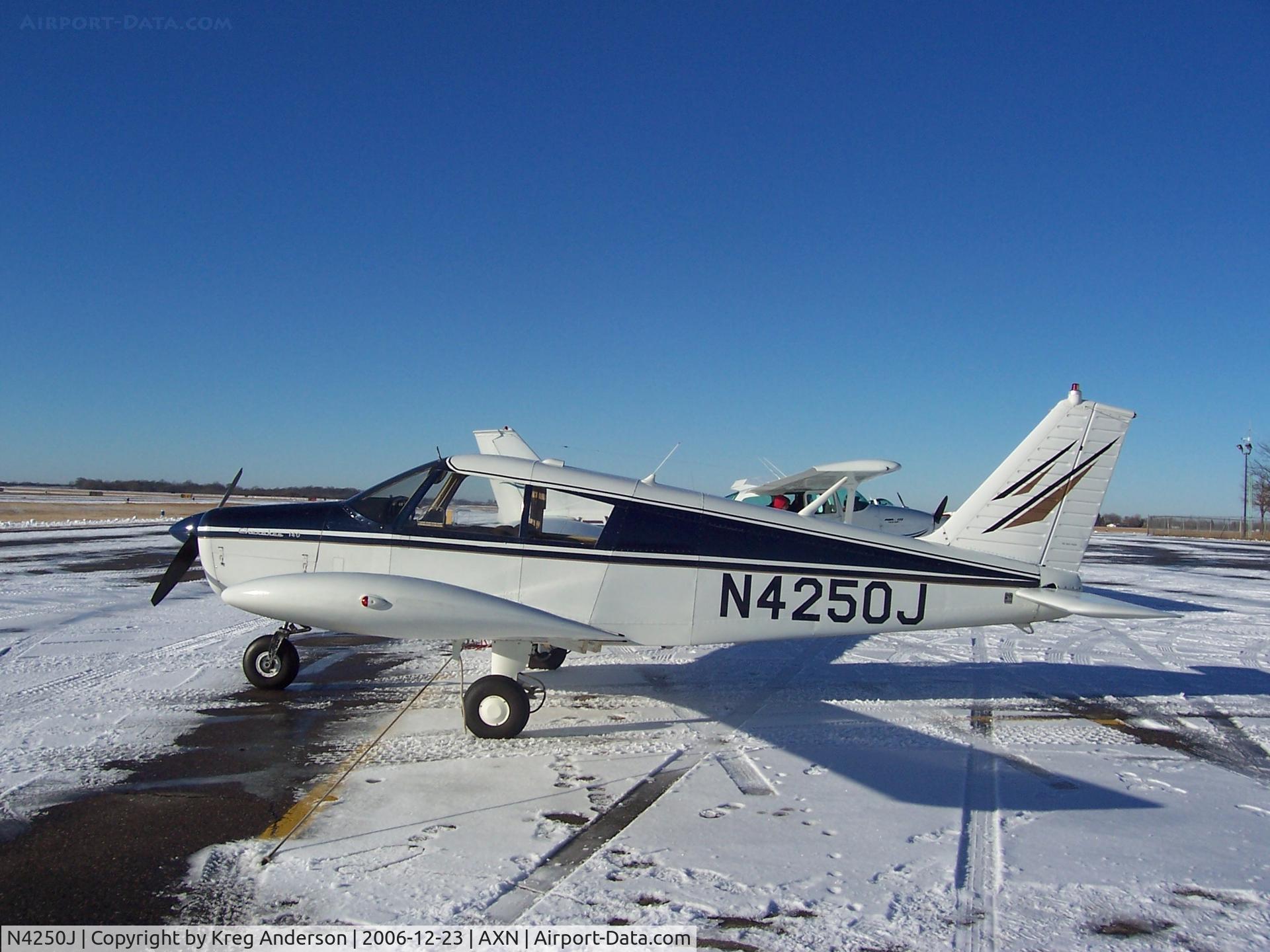 N4250J, 1967 Piper PA-28-140 C/N 28-22606, On the line