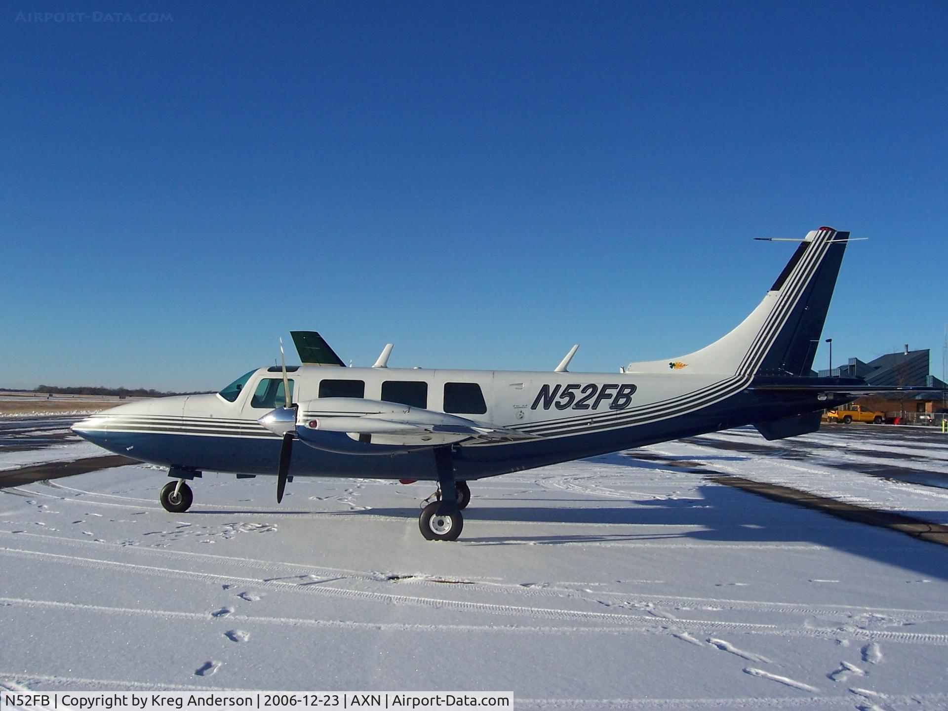 N52FB, 1973 Smith AEROSTAR 601 C/N 61-0132-071, On the line