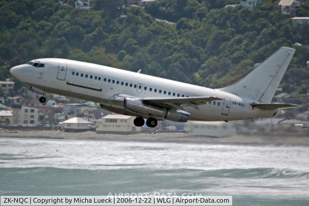 ZK-NQC, 1982 Boeing 737-219C C/N 22994, Stormy seas in Wellington
