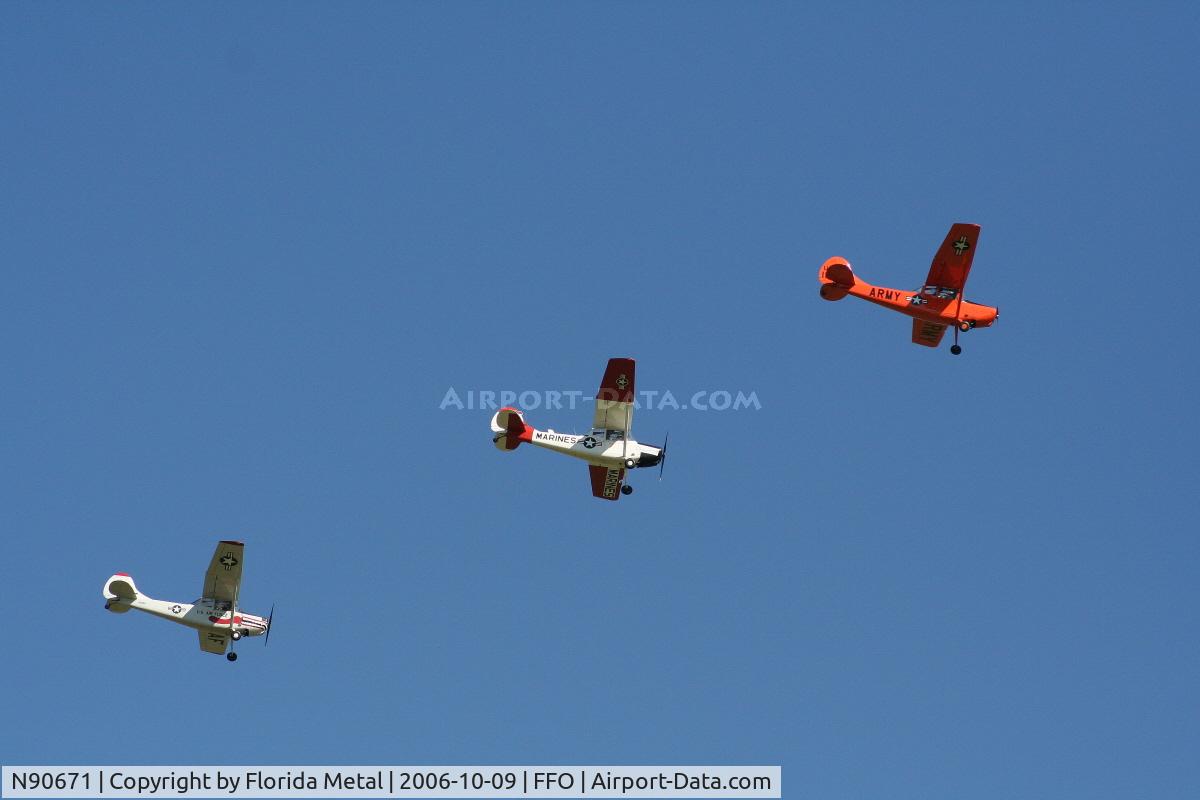 N90671, 1951 Cessna O-1A Bird Dog C/N 22285, Formation