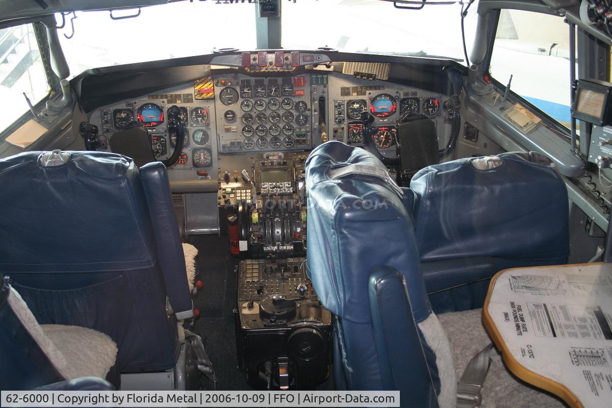62-6000, 1962 Boeing VC-137C (707-353B) C/N 18461, Cockpit of SAM 26000 VC-137C