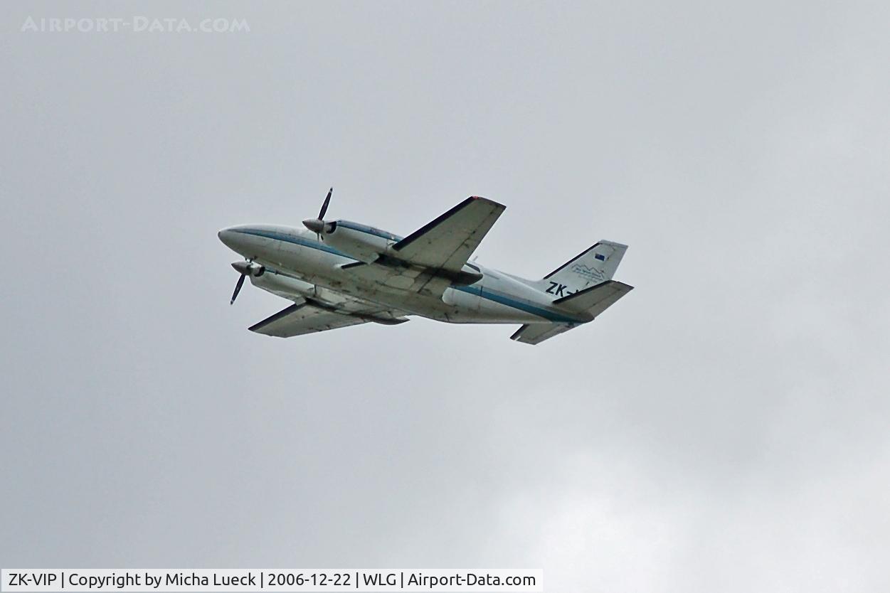 ZK-VIP, Piper PA-31-350 Chieftain C/N 31-7405482, Climbing out of Wellington