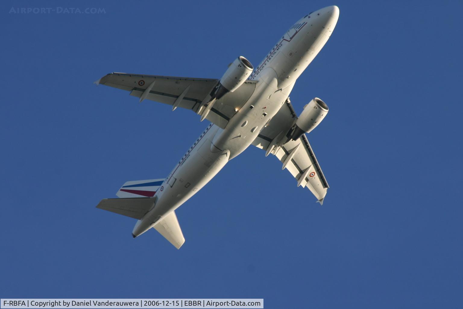 F-RBFA, 2001 Airbus ACJ319 (A319-115/CJ) C/N 1485, VIP flight leaving Brussels after European Summit Dec 14-15, 2006