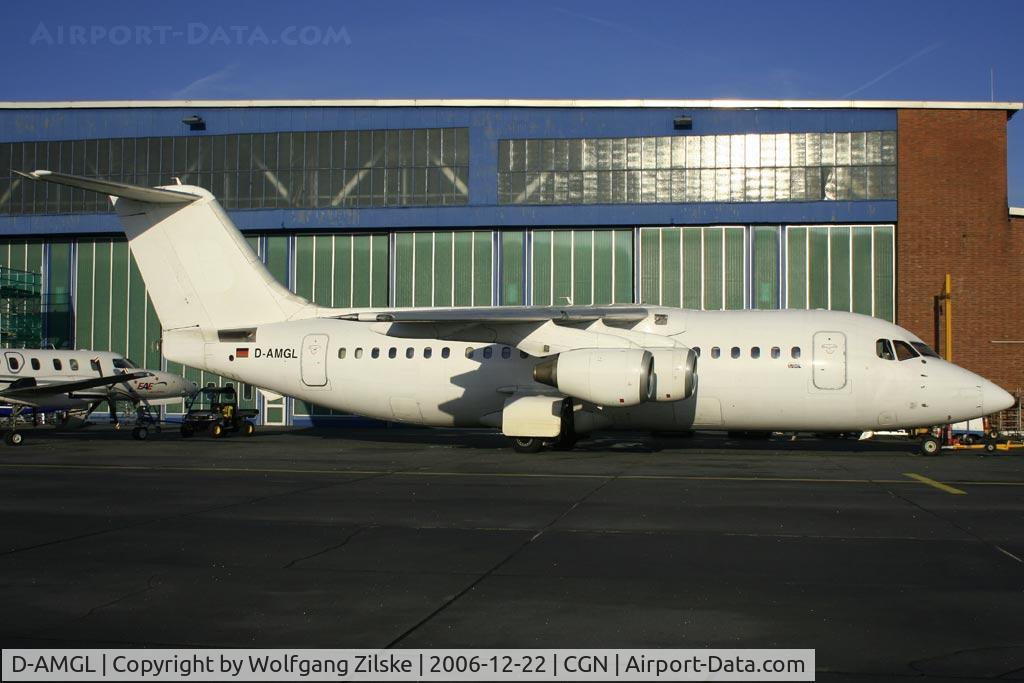 D-AMGL, 1986 British Aerospace BAe.146-200 C/N E2055, only small 'WDL' t/s