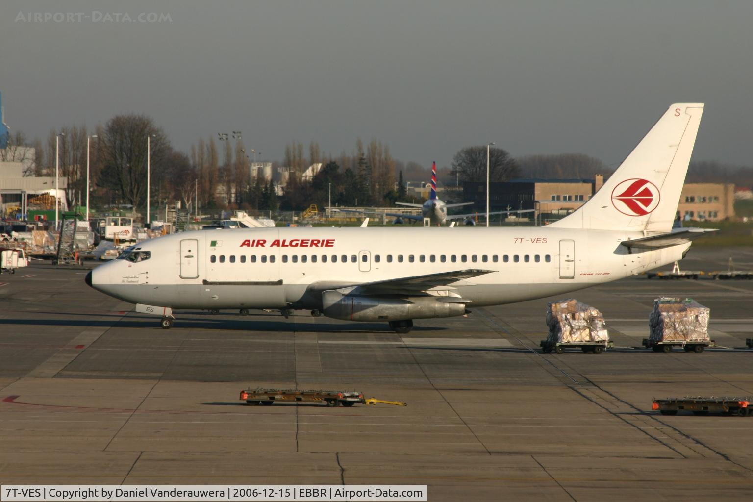 7T-VES, 1977 Boeing 737-2D6C C/N 21287, just arrived on BRUCARGO apron