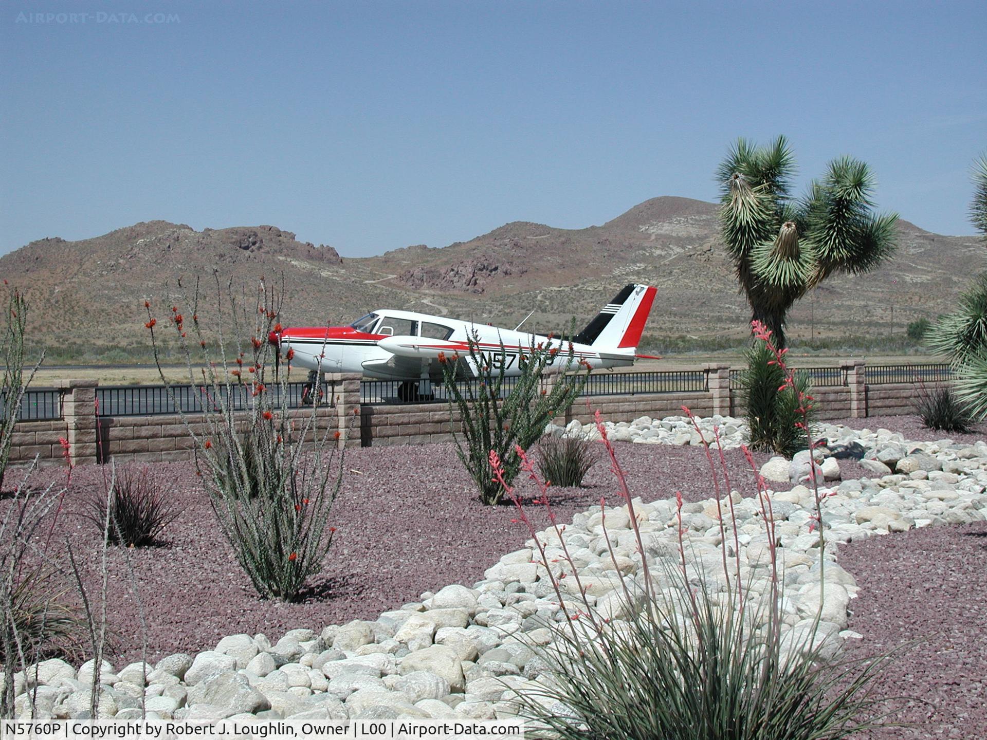 N5760P, 1959 Piper PA-24-250 Comanche C/N 24-838, Parked outside the Golden Cantina, Rosamond California