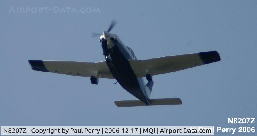 N8207Z, 1981 Piper PA-32-301T Saratoga C/N 32-8124031, In the pattern for landing