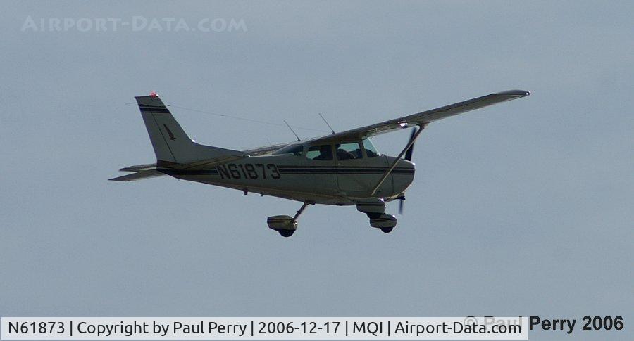 N61873, 1975 Cessna 172M C/N 17264858, Takeoff complete, getting ready to put some distance behind her