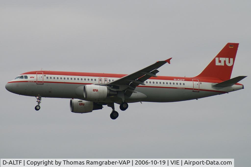 D-ALTF, 2001 Airbus A320-214 C/N 1553, LTU A320