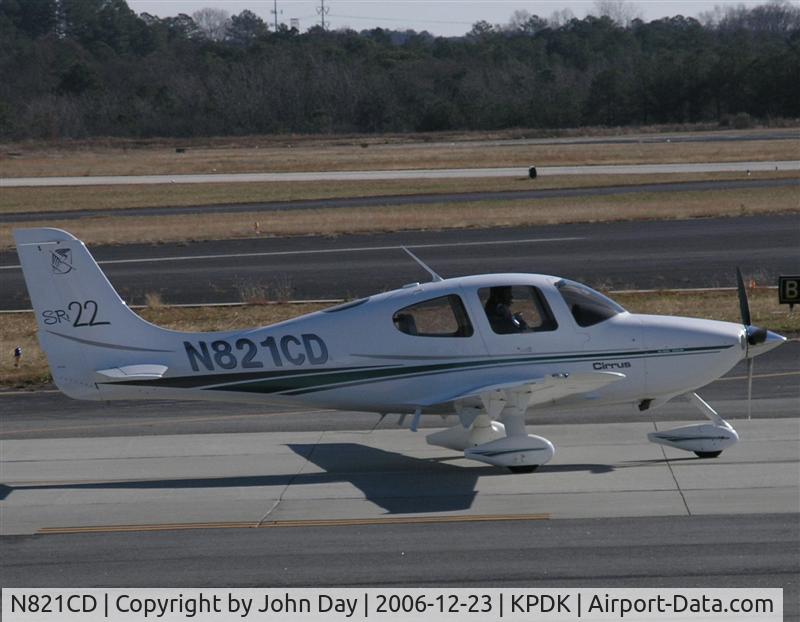 N821CD, 2002 Cirrus SR22 C/N 0181, Taxi to 2L