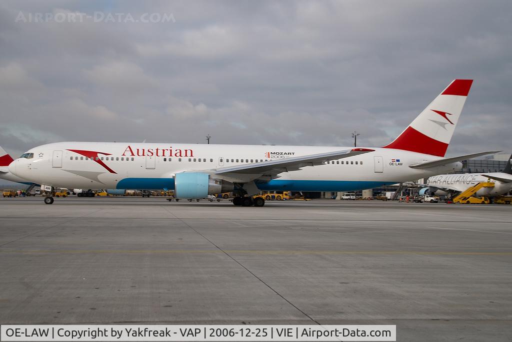 OE-LAW, 1992 Boeing 767-3Z9/ER C/N 26417, Austrian Airlines Boeing 767-300