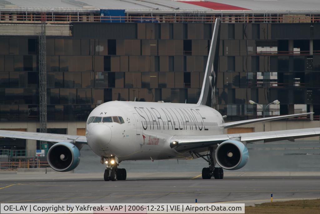 OE-LAY, 1998 Boeing 767-3Z9/ER C/N 29867, Austrian Airlines Boeing 767-300 in Star alliance colors