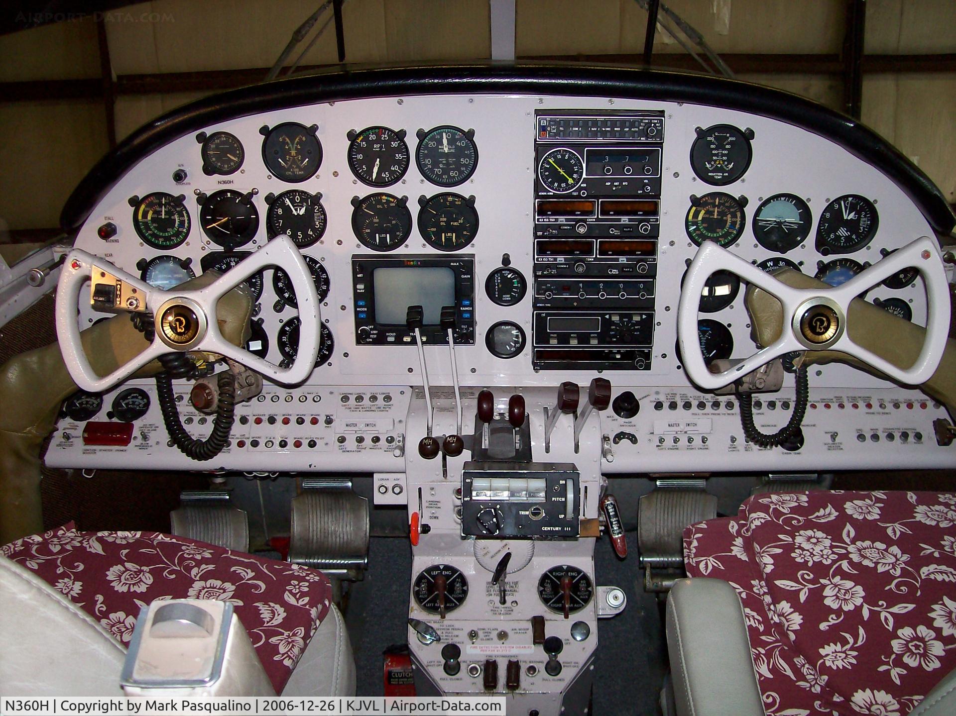 N360H, 1962 Beech H-18 C/N BA-621, Beech H18